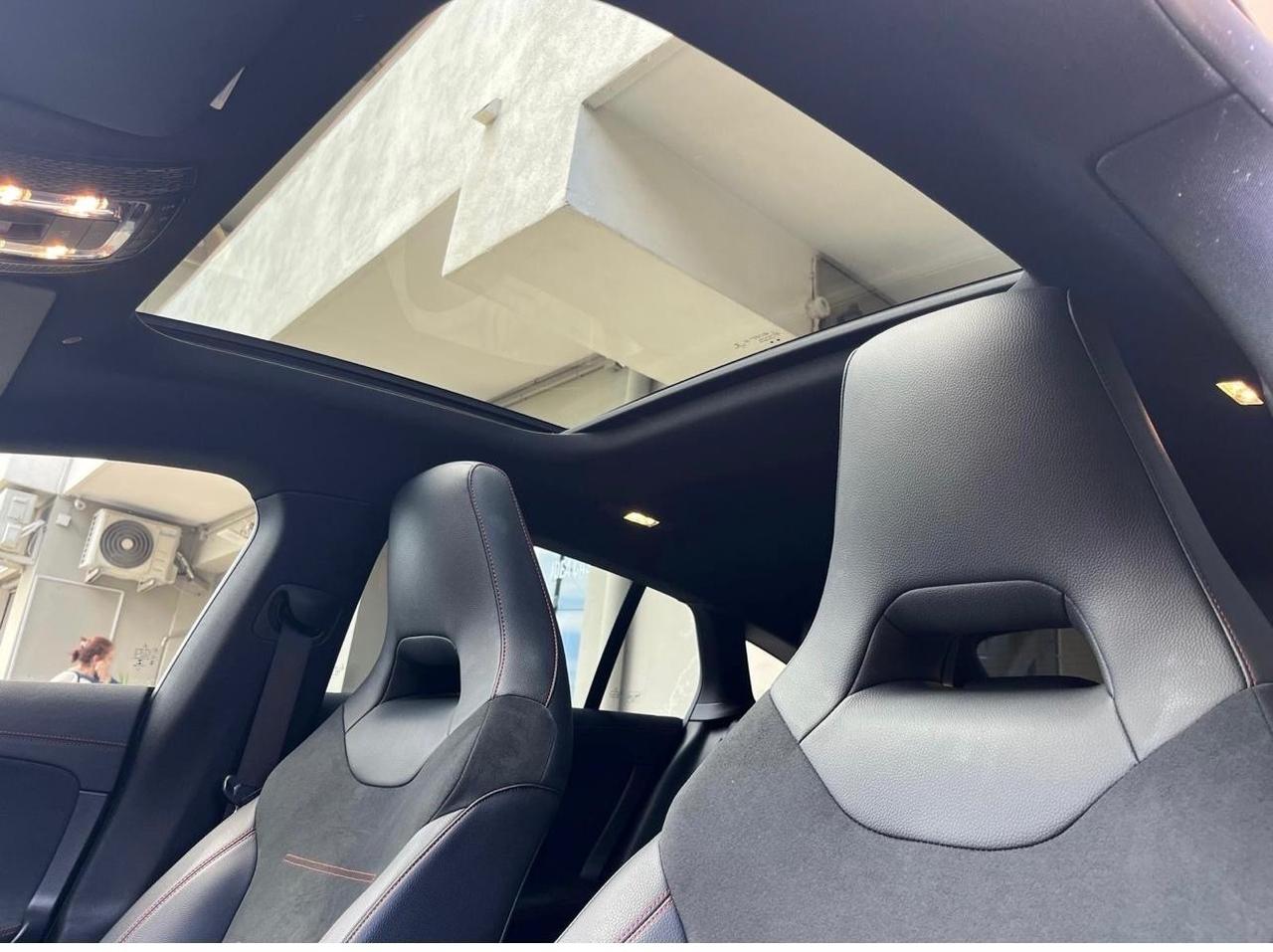 Mercedes-benz CLA 45 AMG 200 d Premium