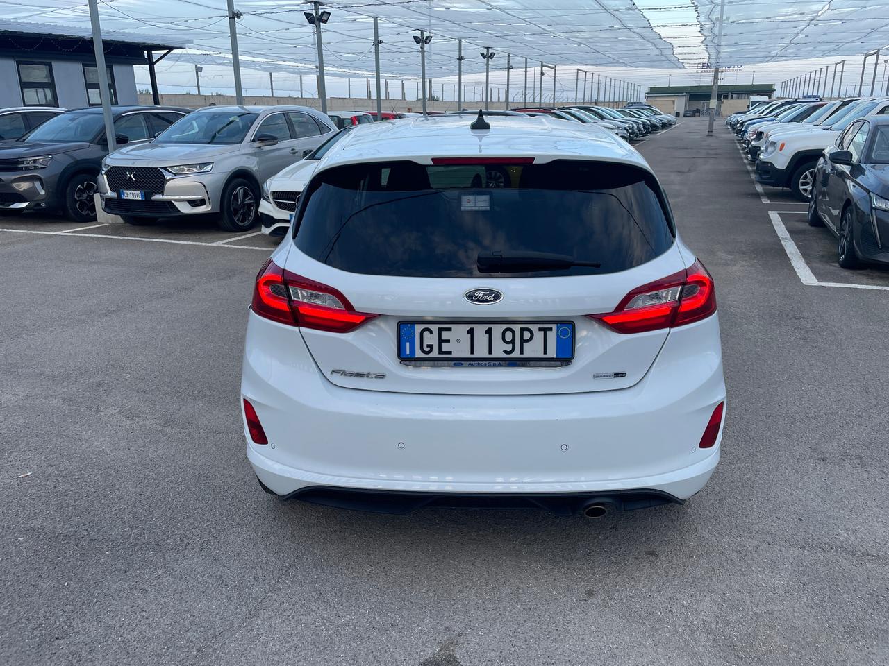 Ford Fiesta 1.0 Ecoboost Hybrid 125 CV 5 porte ST-Line