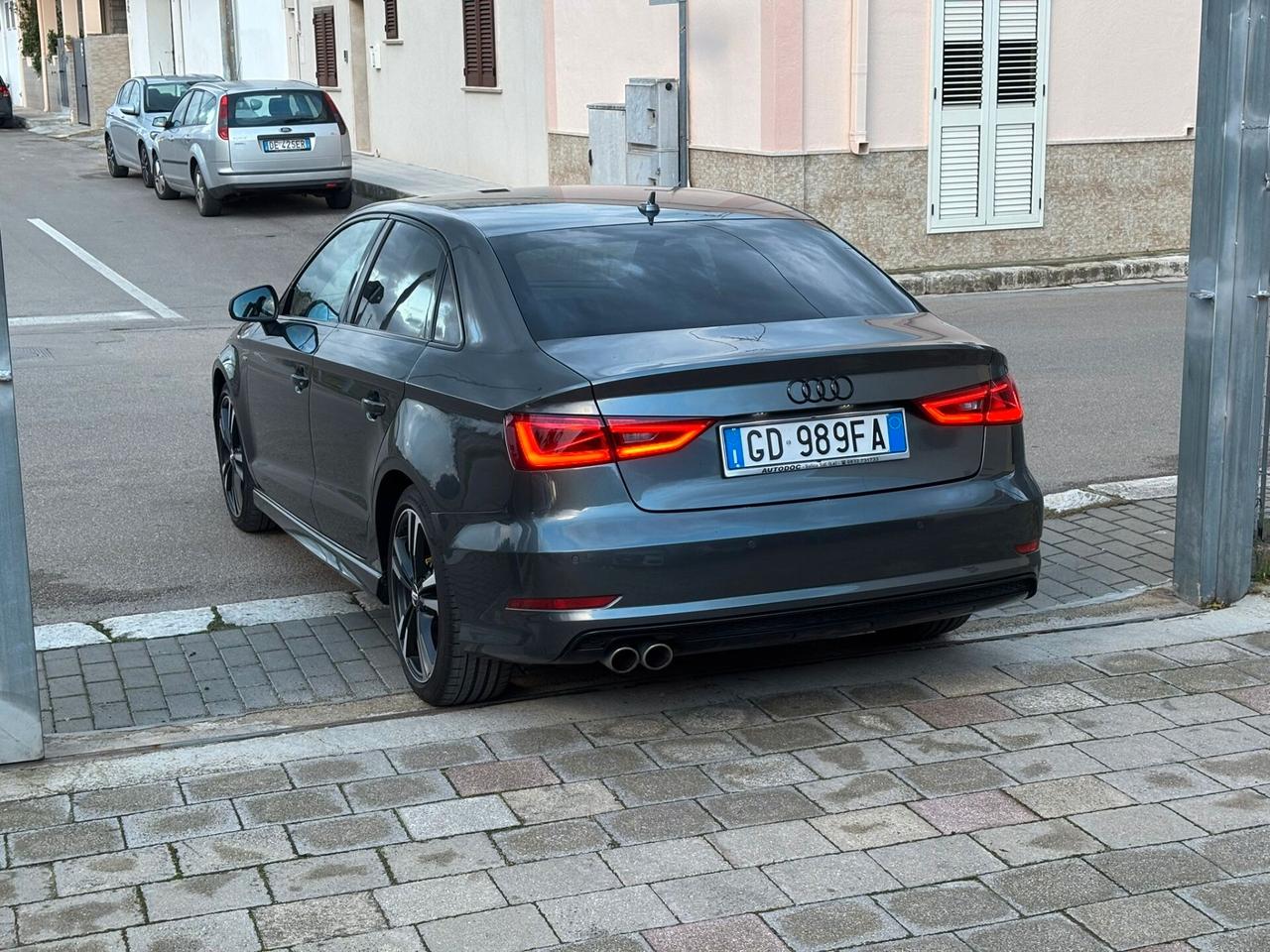 Audi A3 Sedan 2.0 TDI 150cv S line competition - 2016