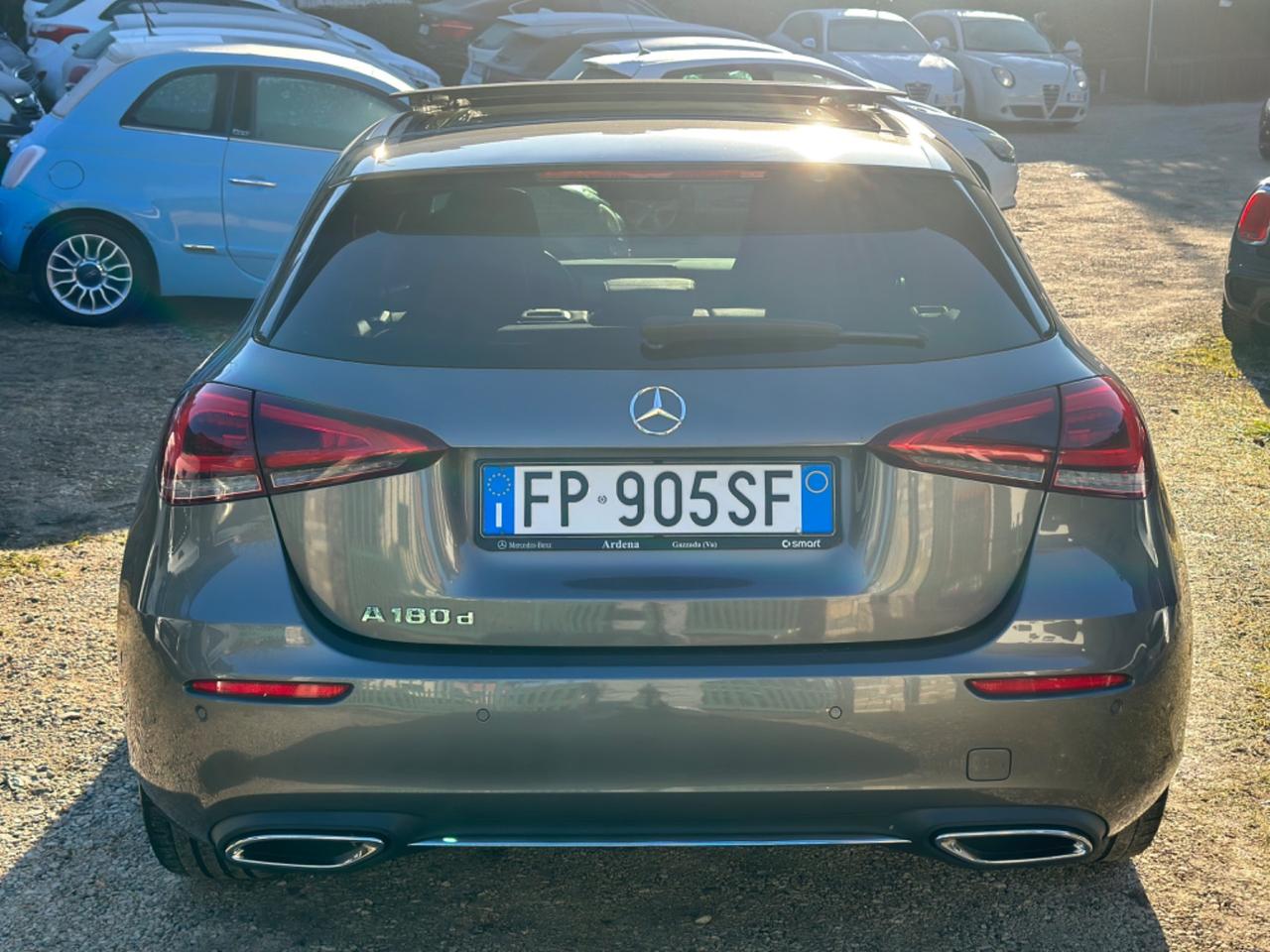 Mercedes-benz A180d AUTOMATIC SPORT