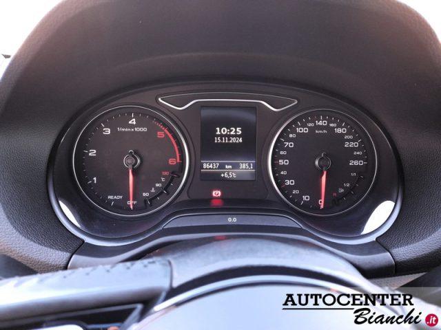 AUDI Q2 35 TDI quattro S tronic Business