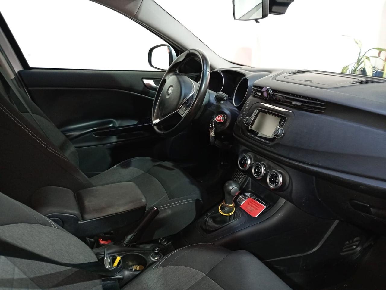 Alfa Romeo Giulietta 1.6 JTDm TCT 120 CV Super