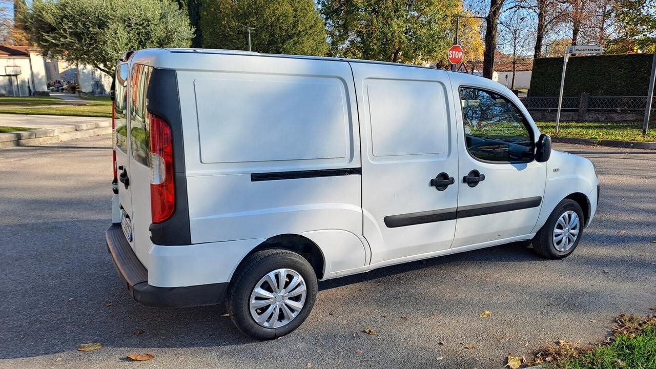 Fiat Doblò LUNGO MAXI -