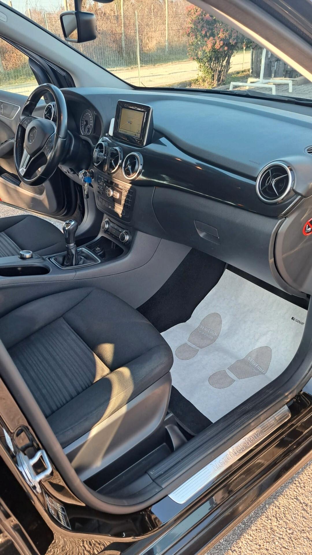 Mercedes-benz B 180 CDI Premium