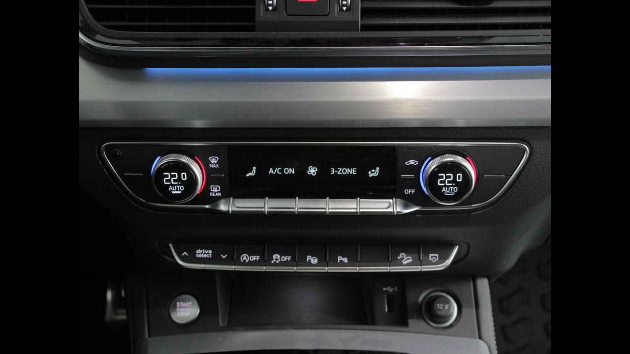 AUDI Q5 I Sportback 2021 - Q5 Sportback 50 3.0 tdi mhev 48V S lin