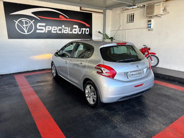 PEUGEOT 208 1.4 8V HDi 68CV 5p. Allure