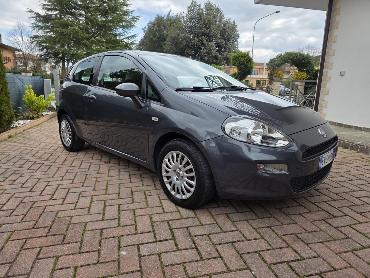 Fiat Punto 1.3 MJT II 75 CV 3 porte Lounge