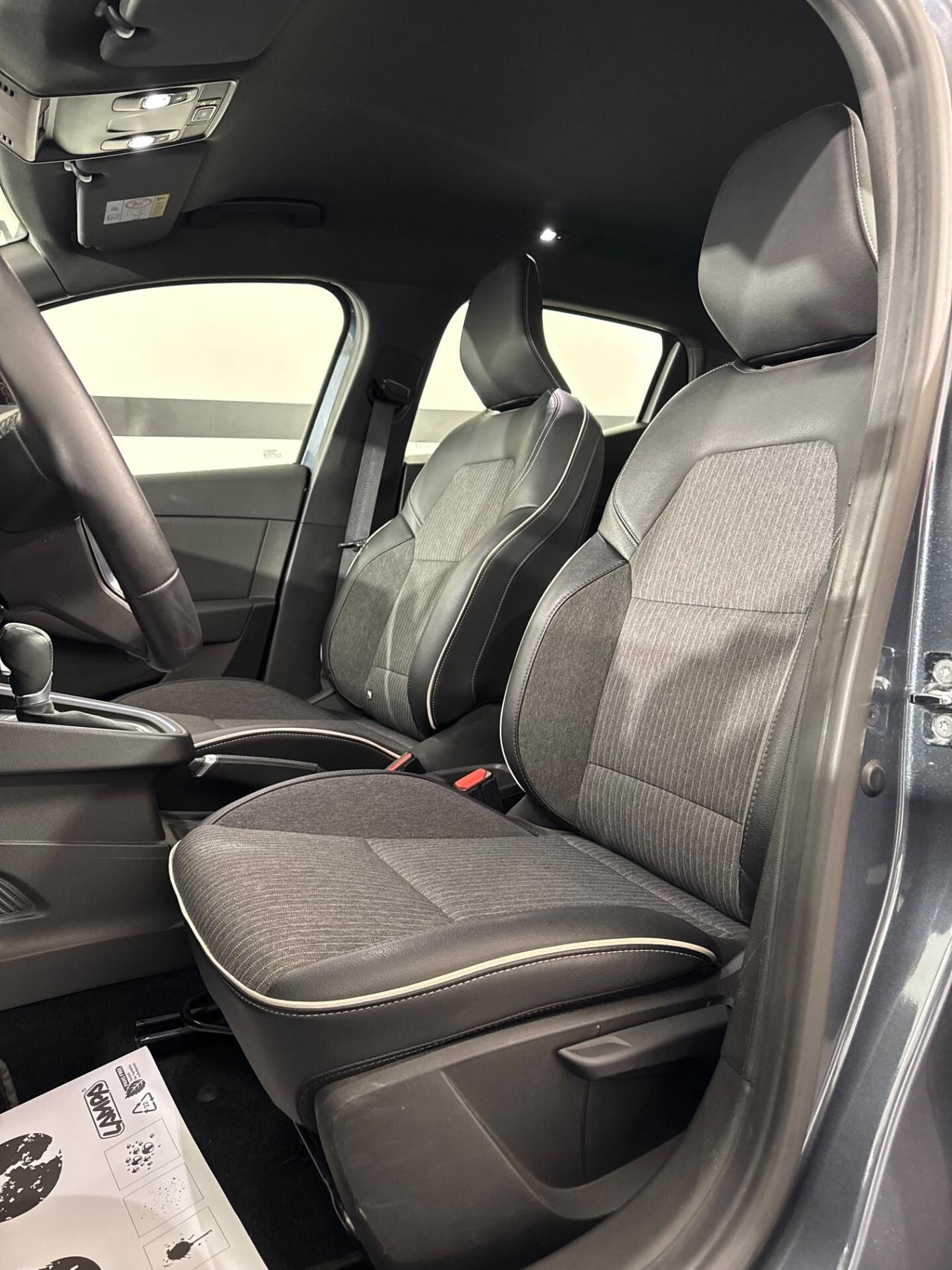 Renault Clio Full Hybrid E-Tech 140 CV 5 porte Intens