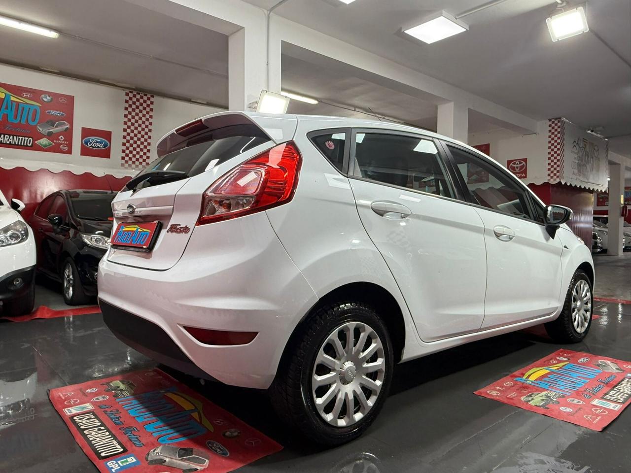 Ford Fiesta 1.4 97cv GPL Titanium - 2013