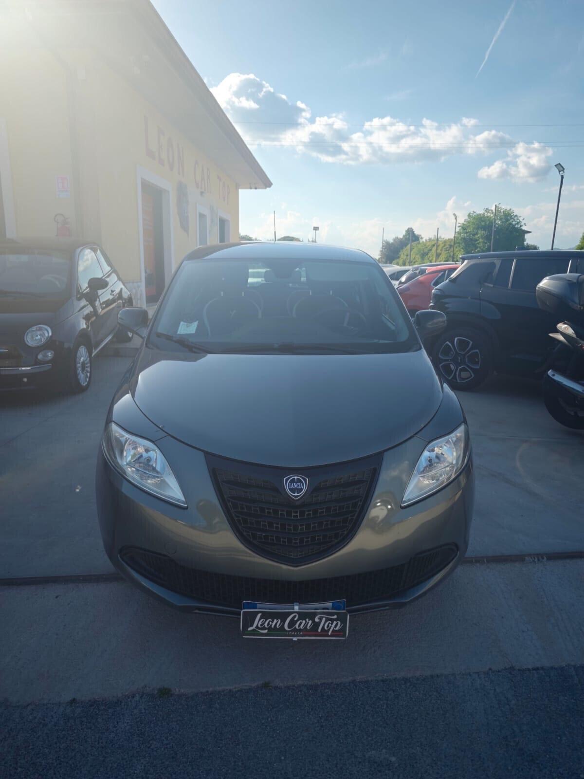Lancia Ypsilon 1.2 69 CV 5 porte Gold garantita