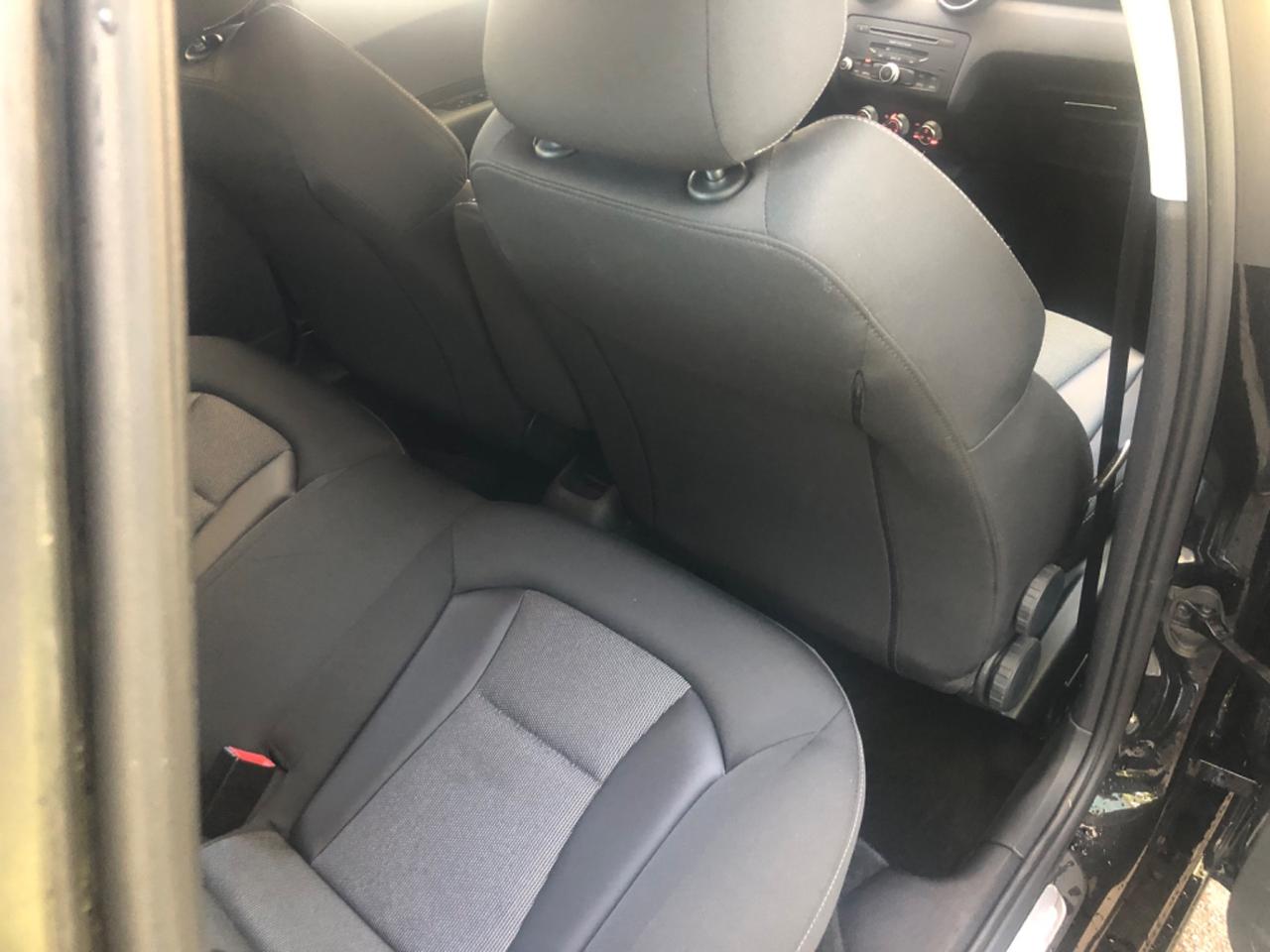 Audi A1 SPB 1.6 Tdi 105cv AMBITION - PERFETTA