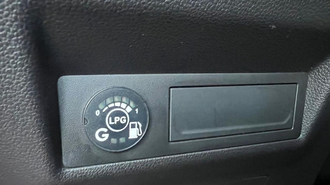 Renault Captur TCe 100 CV GPL Intens