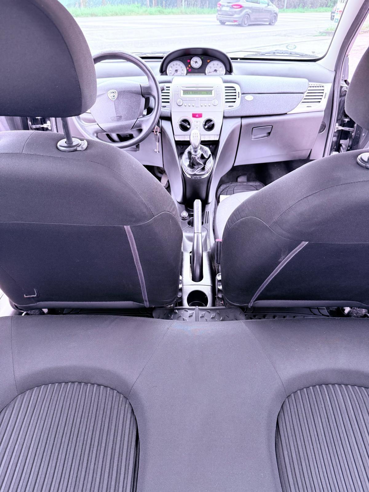 Lancia Ypsilon 1.2 69 CV Ok neopatentati