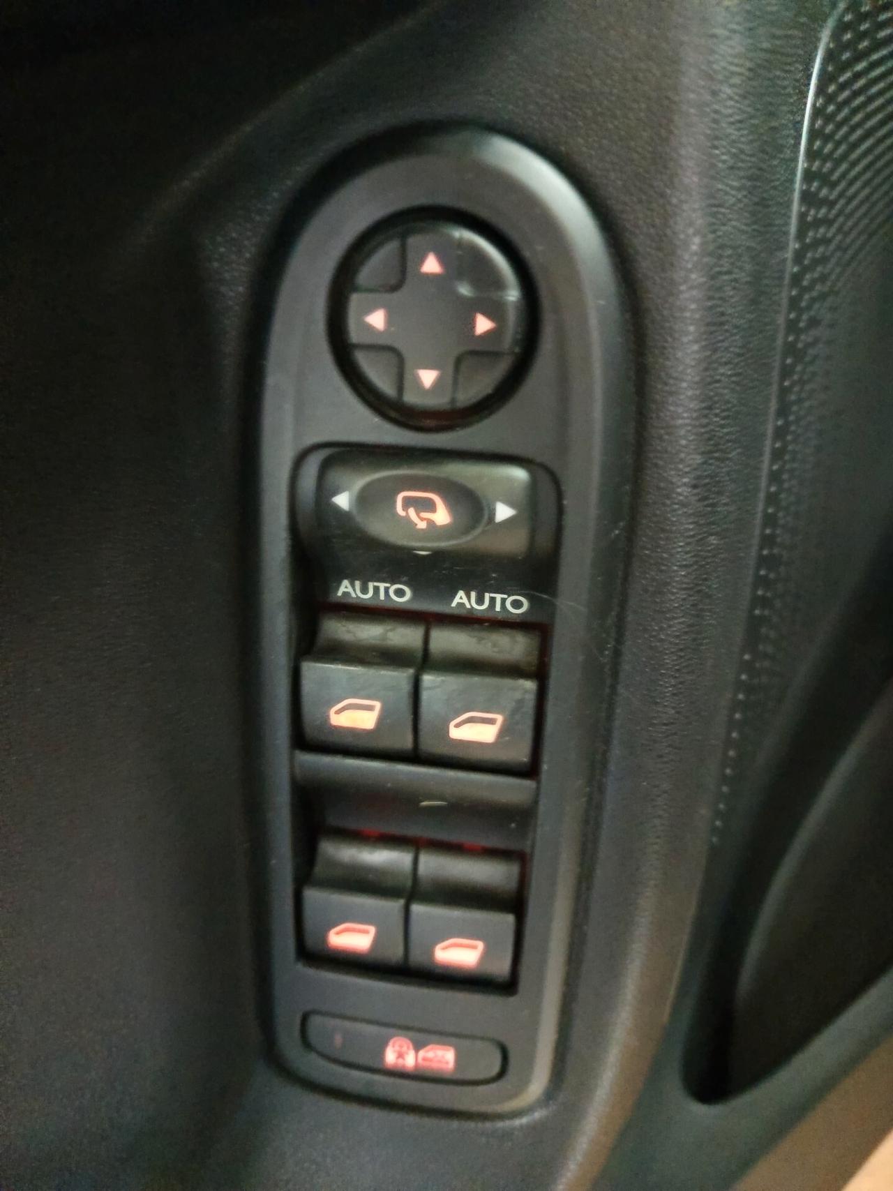 Citroen C3 1.4 HDi 70 Exclusive 87 Mila chilometri ok neopatentati