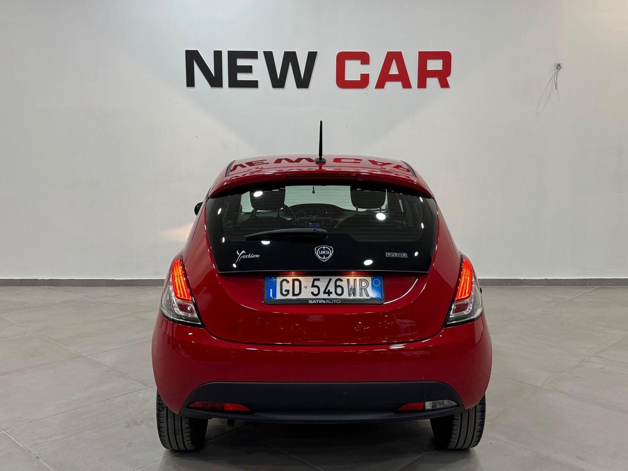 Lancia Ypsilon 1.0 FireFly 5 porte S&S Hybrid Ecochic Gold
