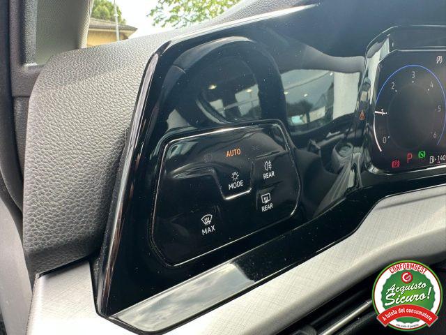 VOLKSWAGEN Golf 2.0 TDI 150 CV DSG SCR Life