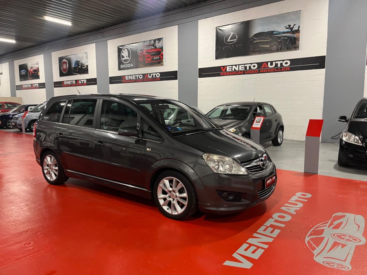 Opel Zafira 7 POSTI COSMO