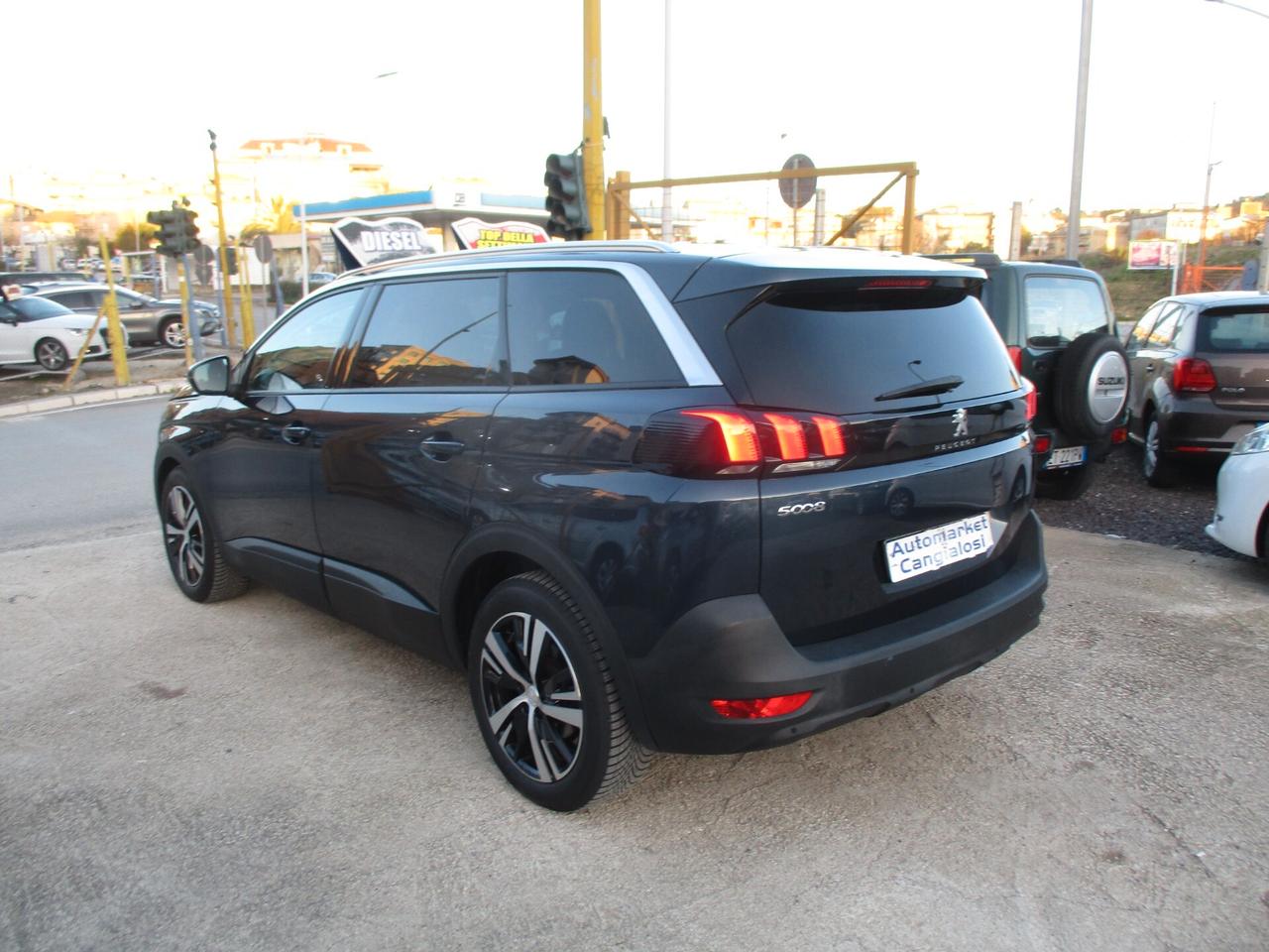 Peugeot 5008 1.5 HDI 130 CV 7 POSTI FULL OPT. 2019