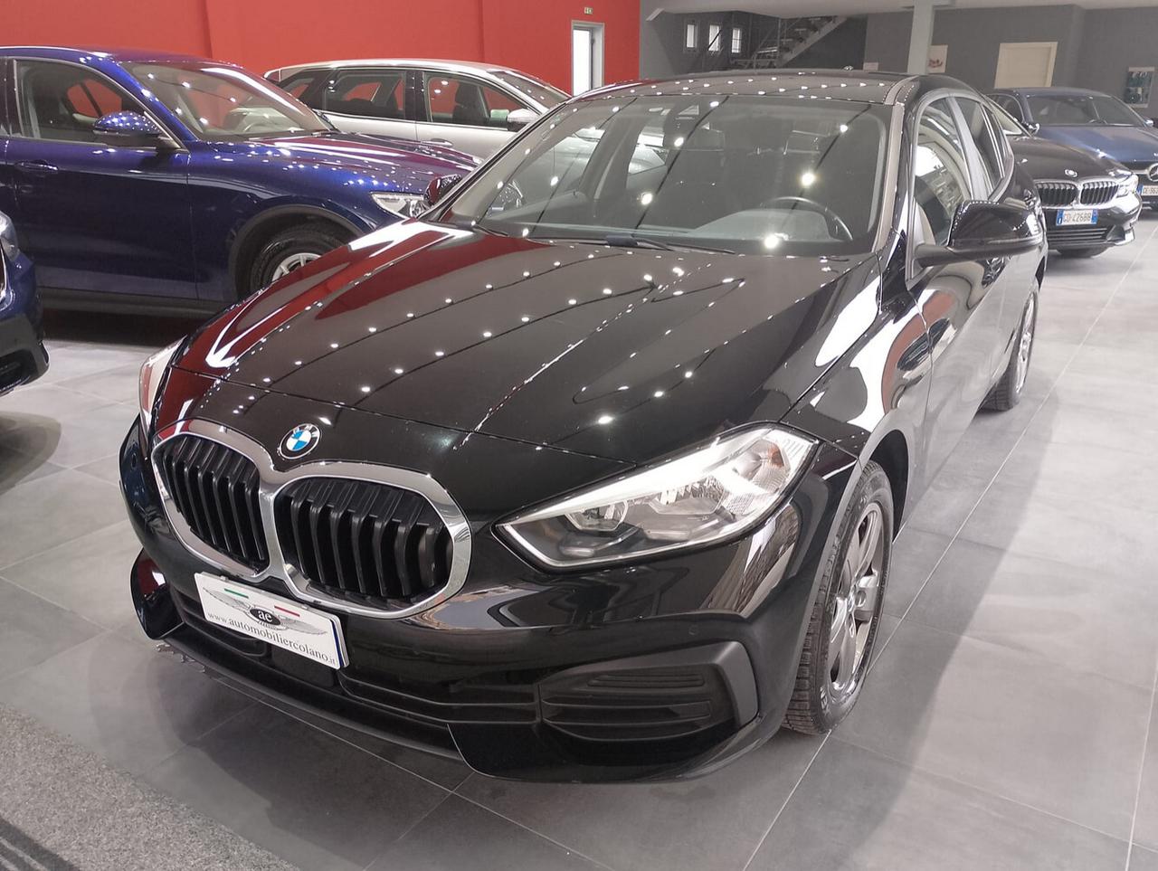 Bmw 116d 5p. Business Advantage