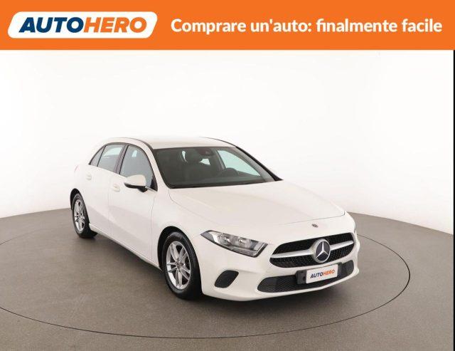 MERCEDES-BENZ A 180 d Automatic Business Extra