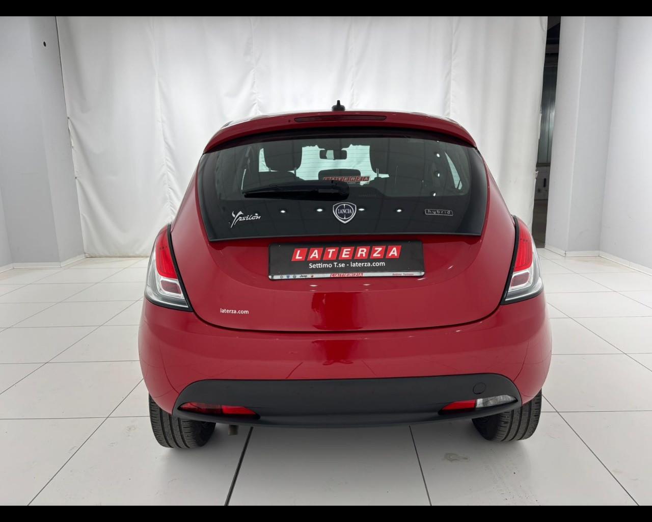 LANCIA Ypsilon 1.0 firefly hybrid Silver s&s 70cv