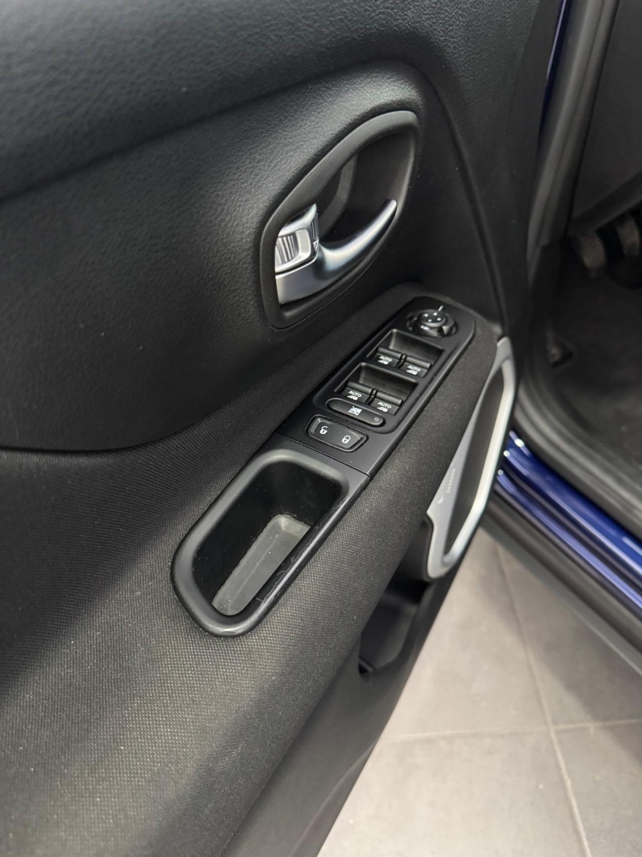 Jeep Renegade 1.6 Mjt 120 CV Longitude