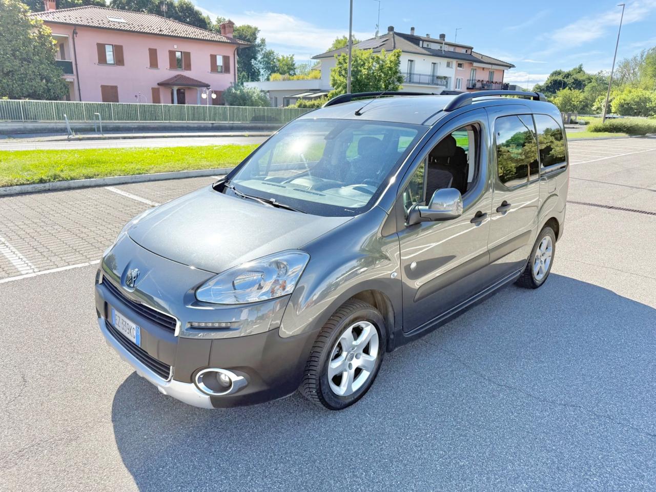 Peugeot Partner Tepee 1.6 HDi 92CV 5Posti*Sensori*Aux*Cerchi