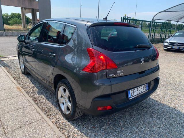 PEUGEOT 3008 2.0 HDi 150CV Business