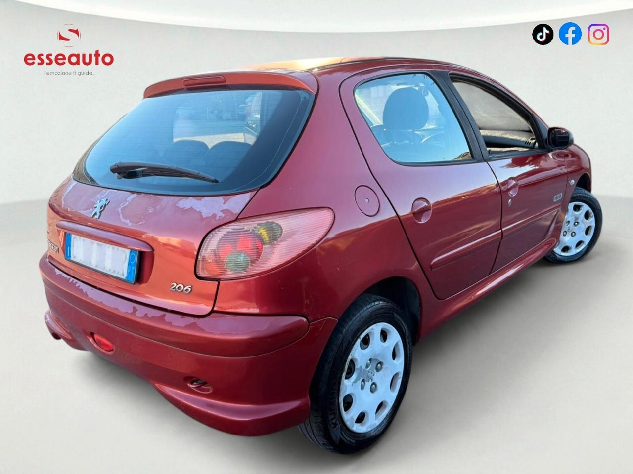 Peugeot 206 1.1 5p. XT