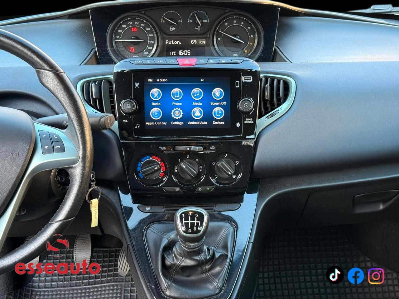 Lancia Ypsilon 1.0 FireFly 5 porte S&S Hybrid - PROMO MAGGIO!