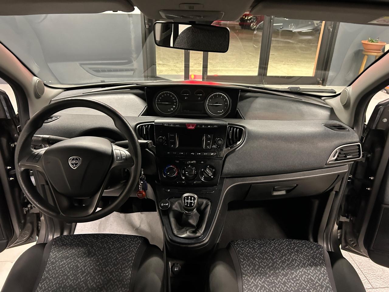 Lancia Ypsilon 1.2 benzina 51 kw 2018