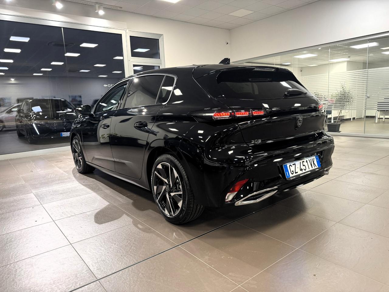 Peugeot 308 BlueHDi 130 S&S EAT8 Allure KM ZERO