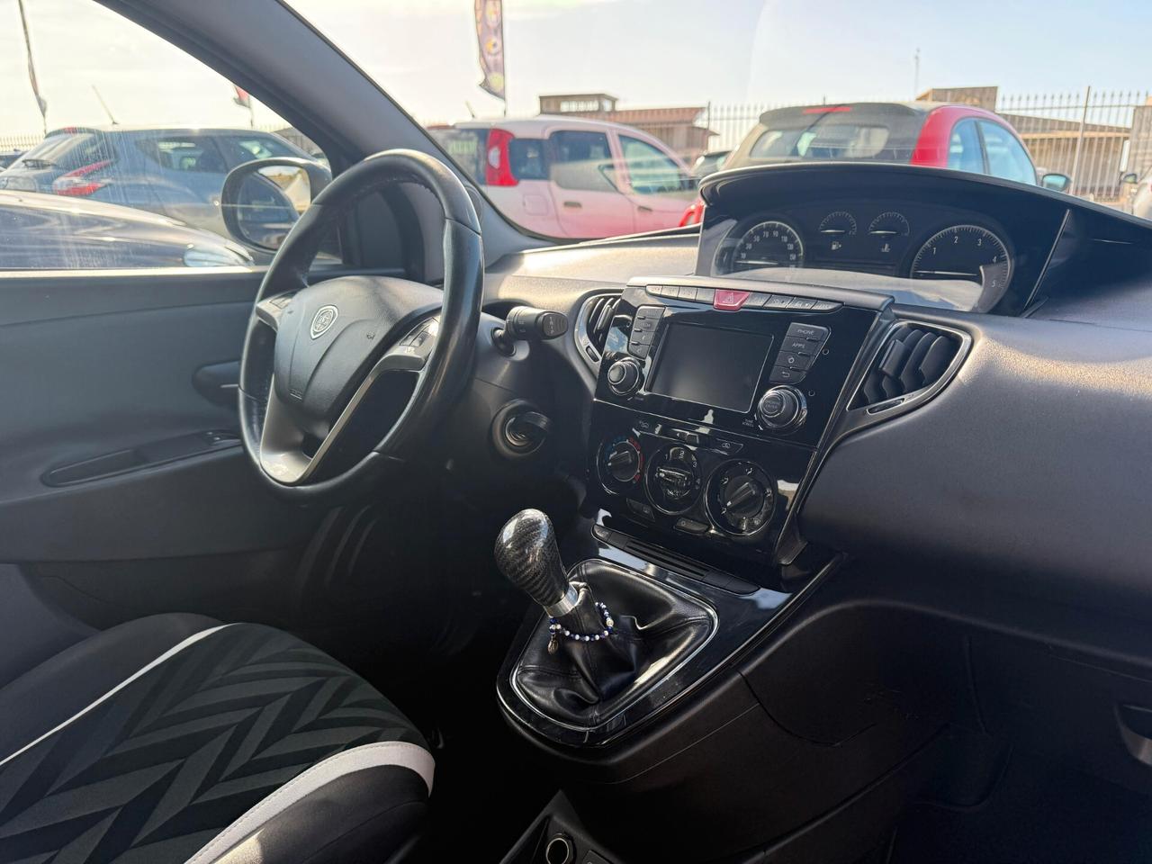 Lancia Ypsilon 1.3 MJT 16V 95 CV 5 porte S&S Platinum