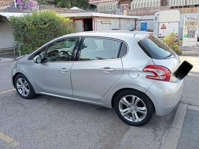 Peugeot 208 208 5p 1.2 vti 12v Allure