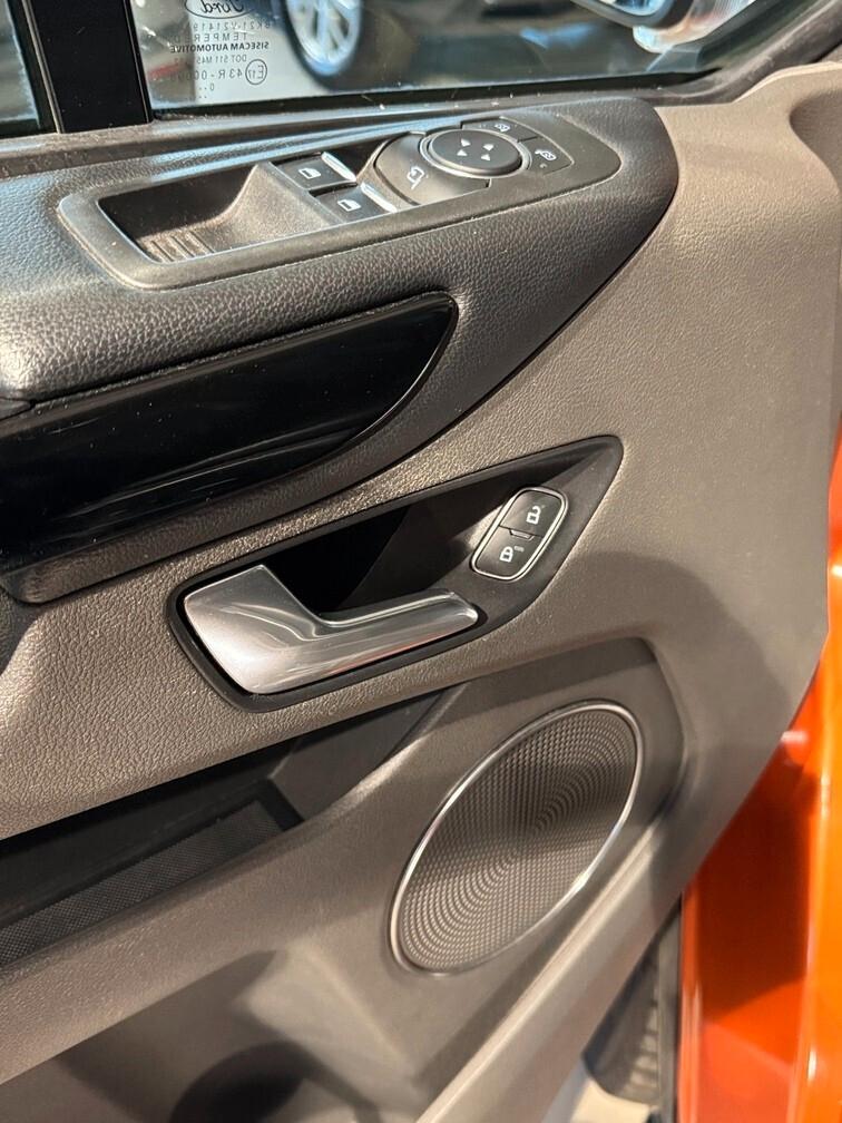 Ford Tourneo Custom Active 2.0 D-Hybrid 185cv 8p Nav 17"