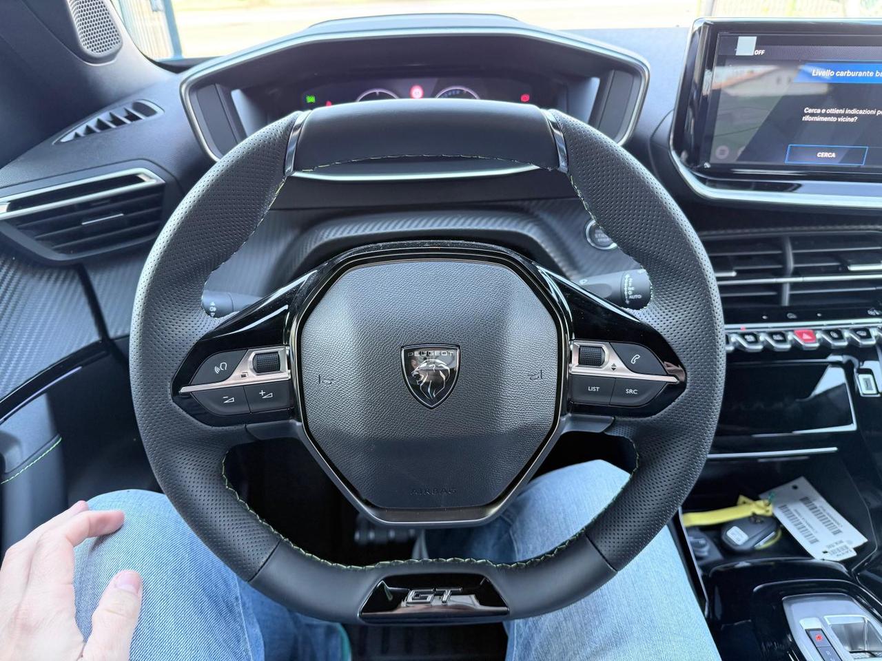 Peugeot 2008 2008 1.2 hybrid GT 145cv e-dcs6