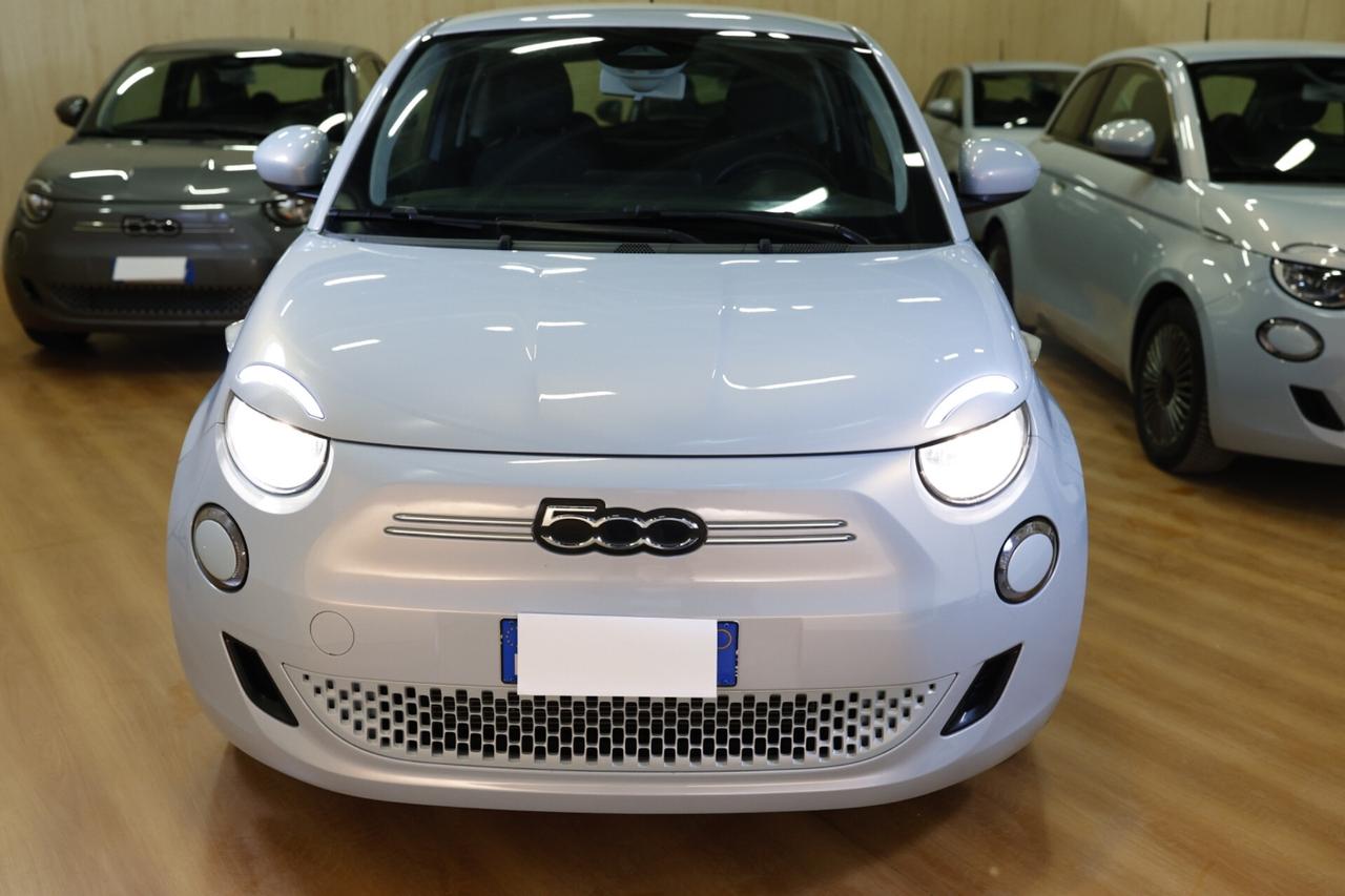 Fiat 500 500e Berlina 42 kWh Icon