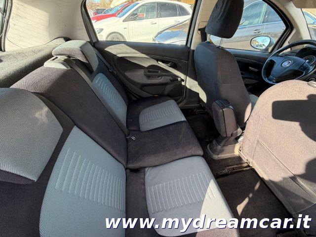 FIAT Grande Punto 1.3 MJT 75 CV 5 porte Dynamic