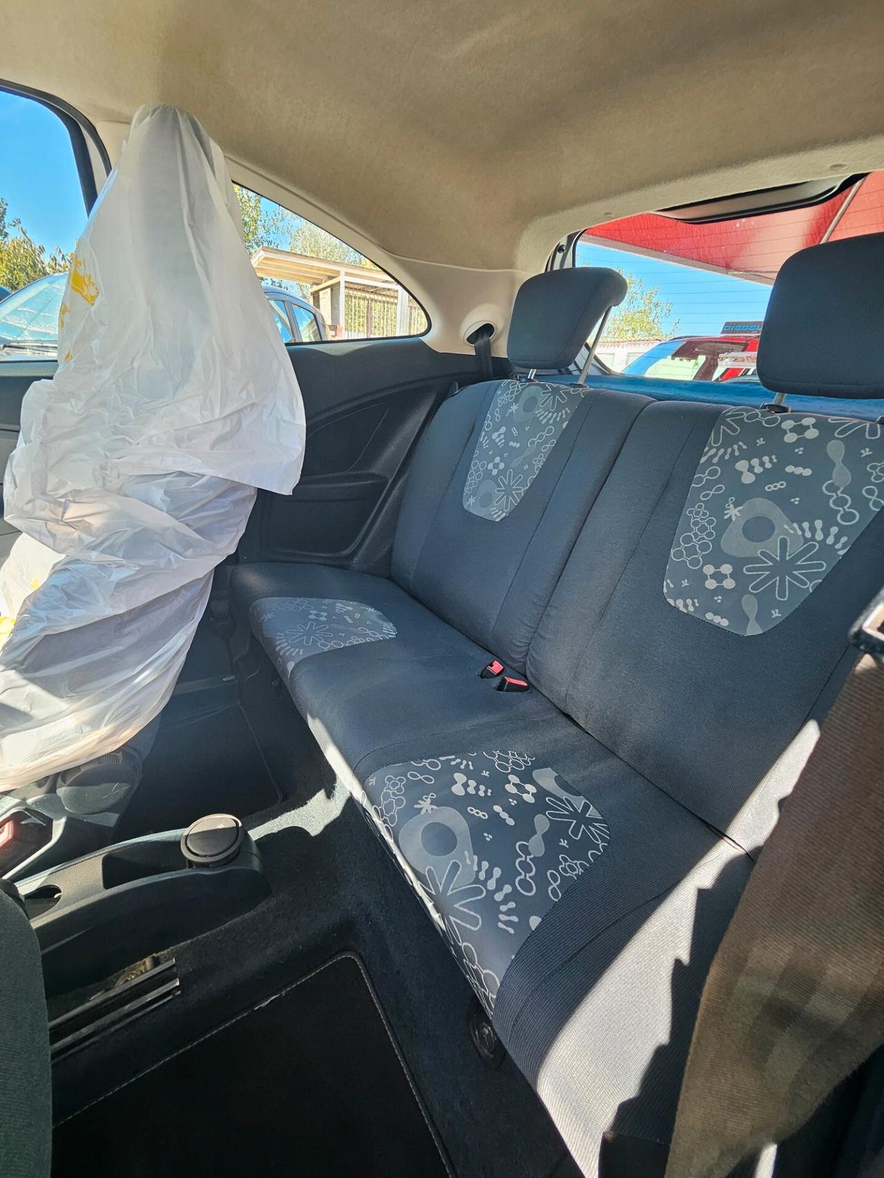 Ford Ka 1.2 8V 69CV Titanium