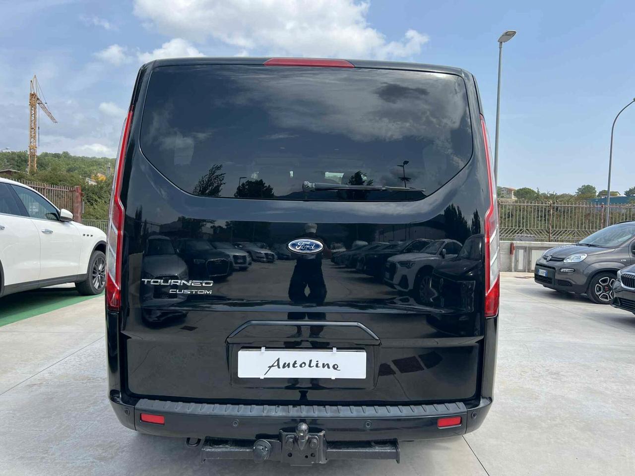 Ford Tourneo Custom 2.0 TDCi 185CV aut. PL Titanium