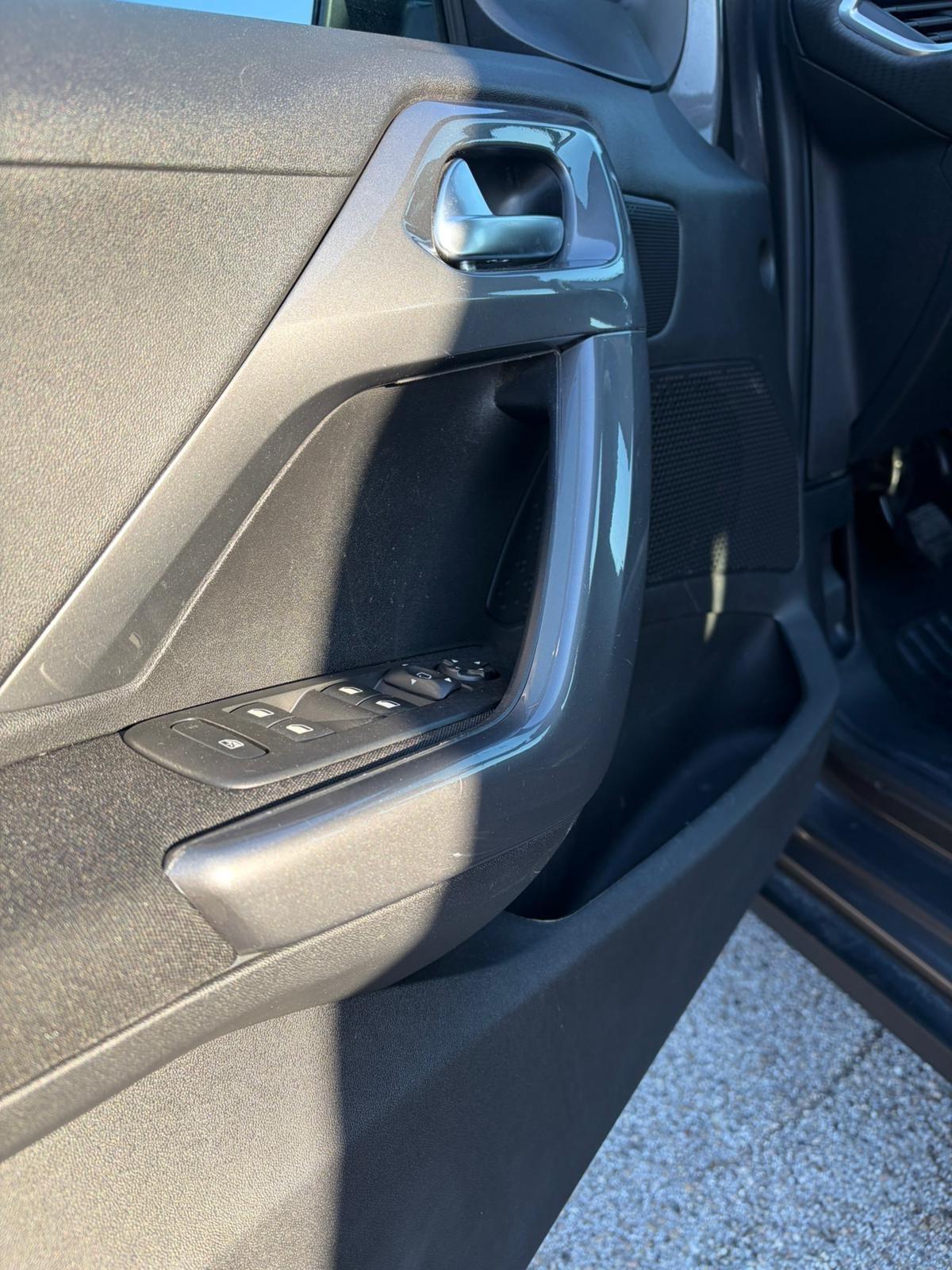 Peugeot 2008 PureTech 82 Allure