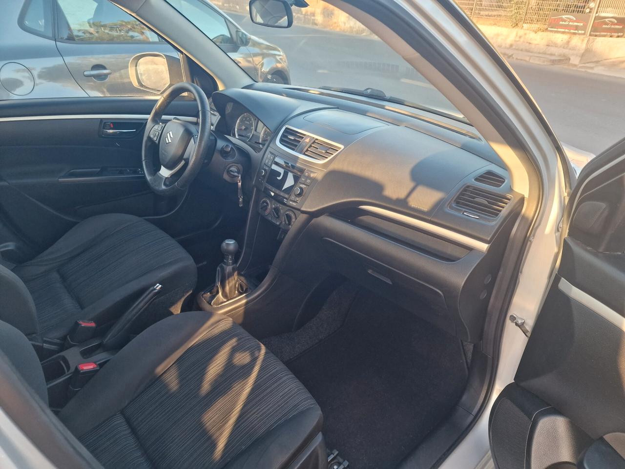 Suzuki Swift 1.3 DDiS 5 porte B-Cool