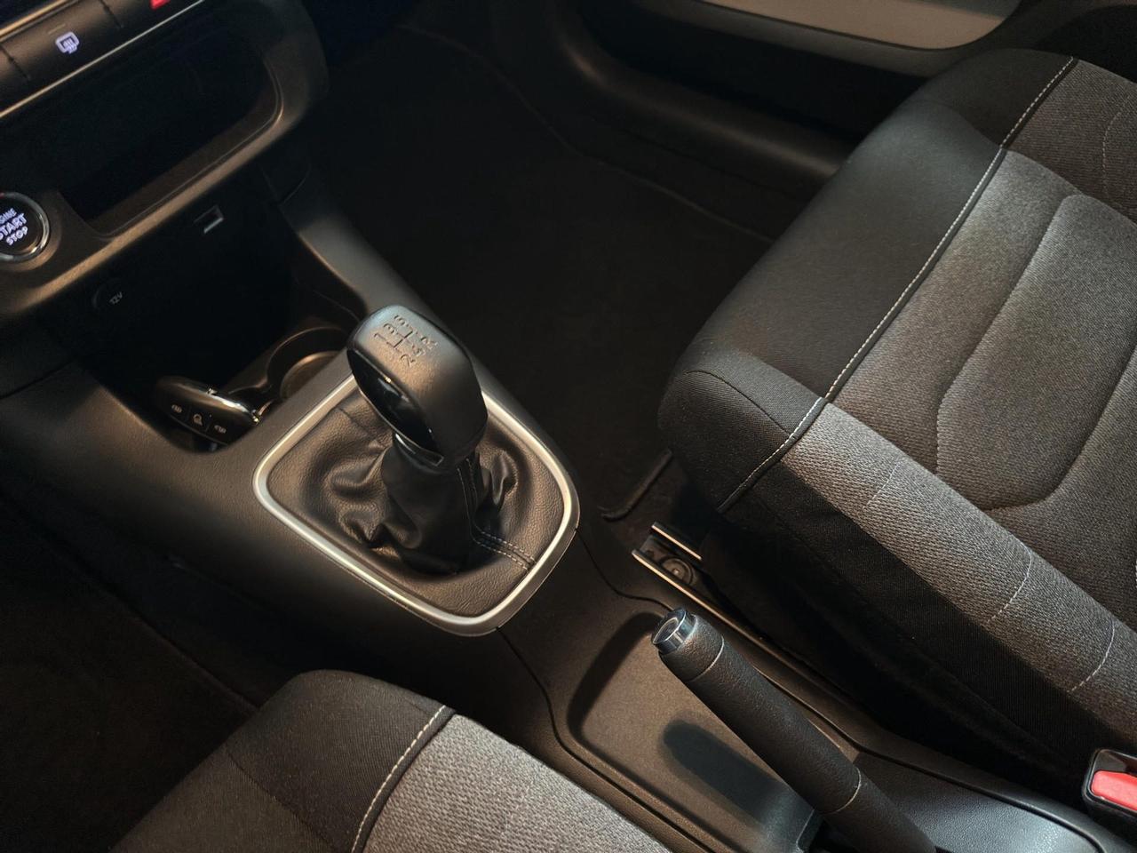 Citroen C3 1.2 puretech Shine s&s 83cv neopatenta
