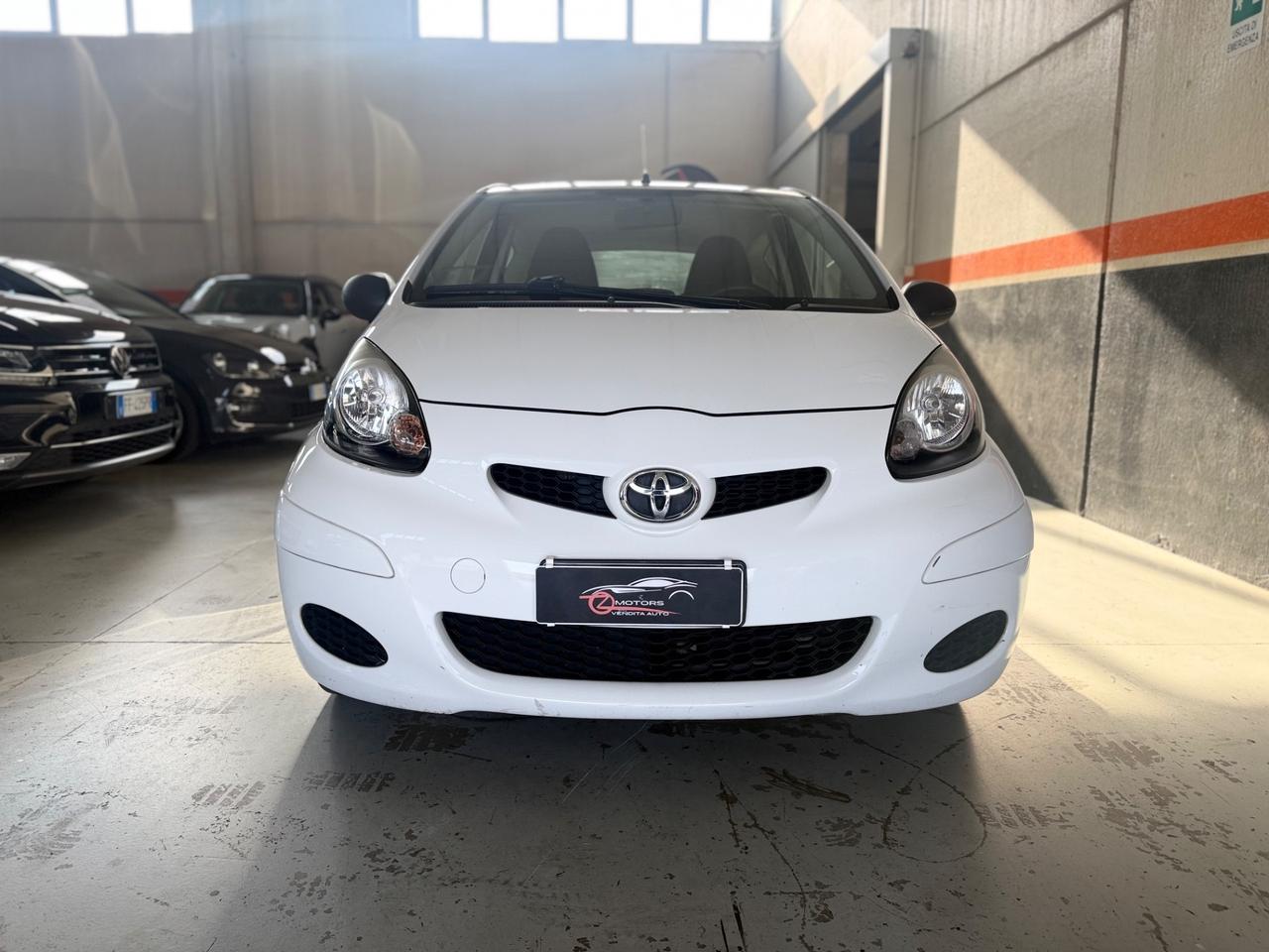 Toyota Aygo 1.0 12V VVT-i 3 porte Now NEOPATENTATI