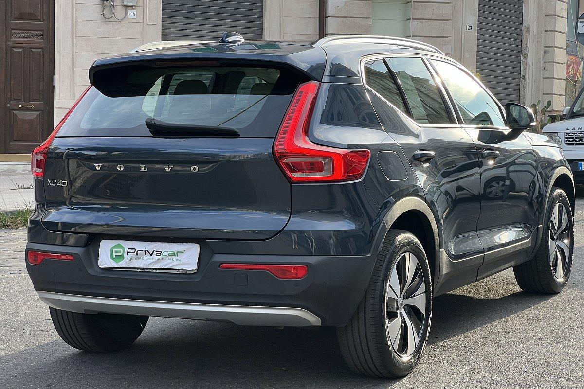 VOLVO XC40 T3 Momentum Core