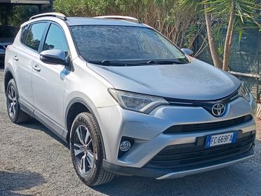 Toyota RAV4 2016 - 2.0 D-4D 2WD Business LB AUTOMOBILI