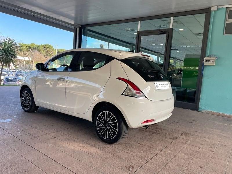 Lancia Ypsilon 1.0 FireFly 70cv S&S Hybrid GOLD