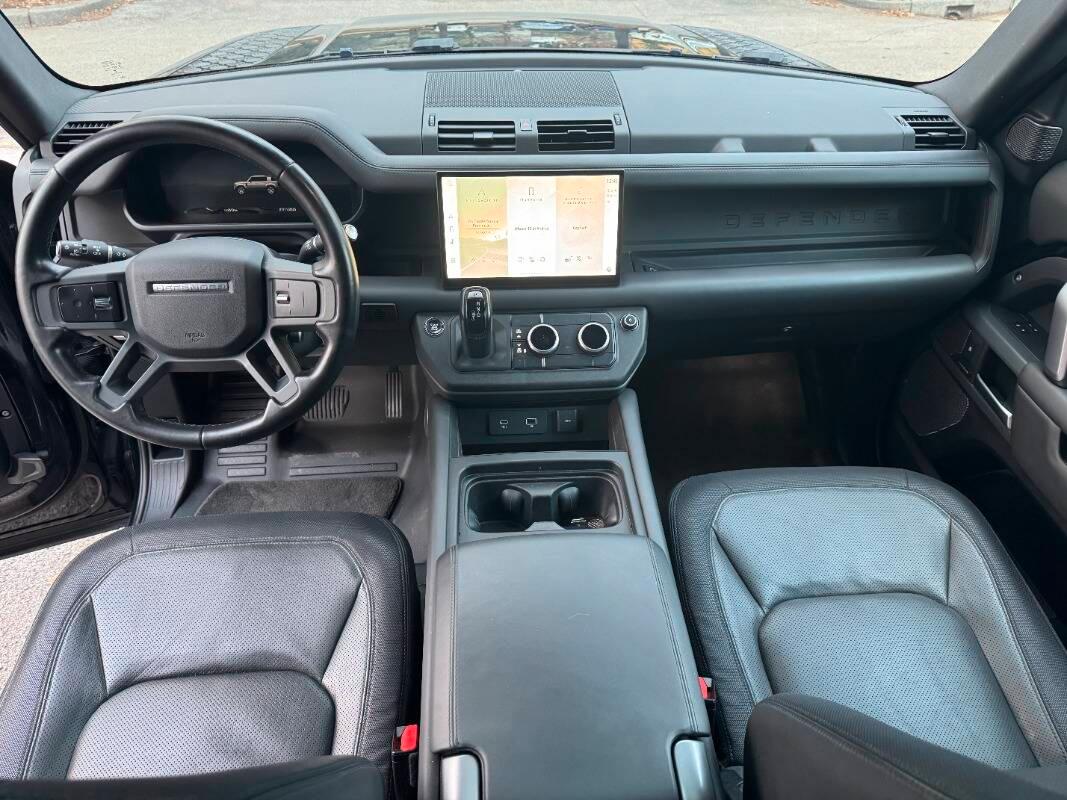 Land Rover Defender 3.0d i6 X-Dynamic HSE 300cv - Matrix - 22"