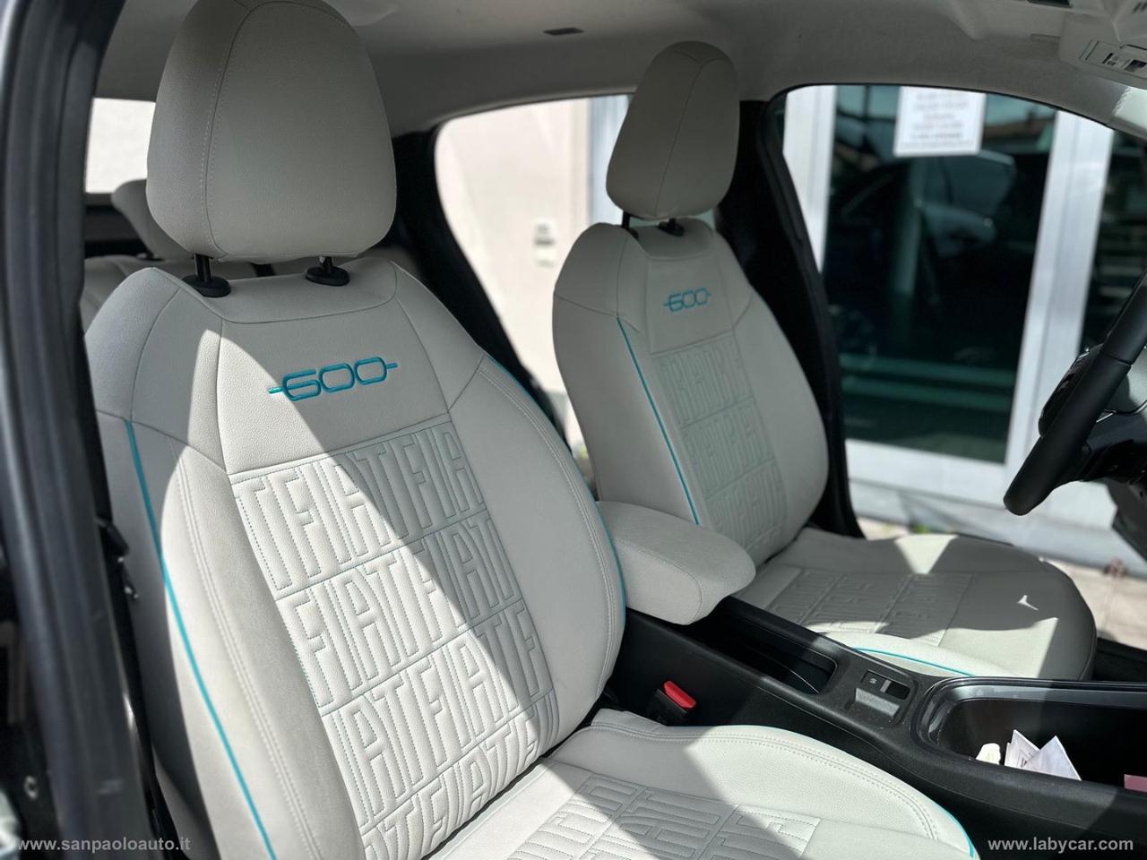 FIAT 600 Hybrid 110 CV DCT MHEV La Prima