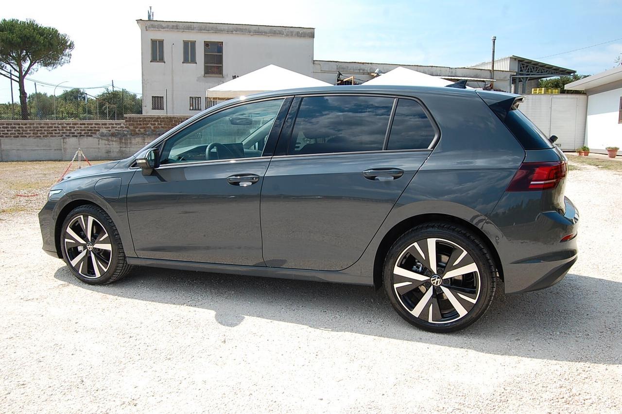 Volkswagen Golf 1.5 TSI eHybrid DSG Edition Plus 204cv